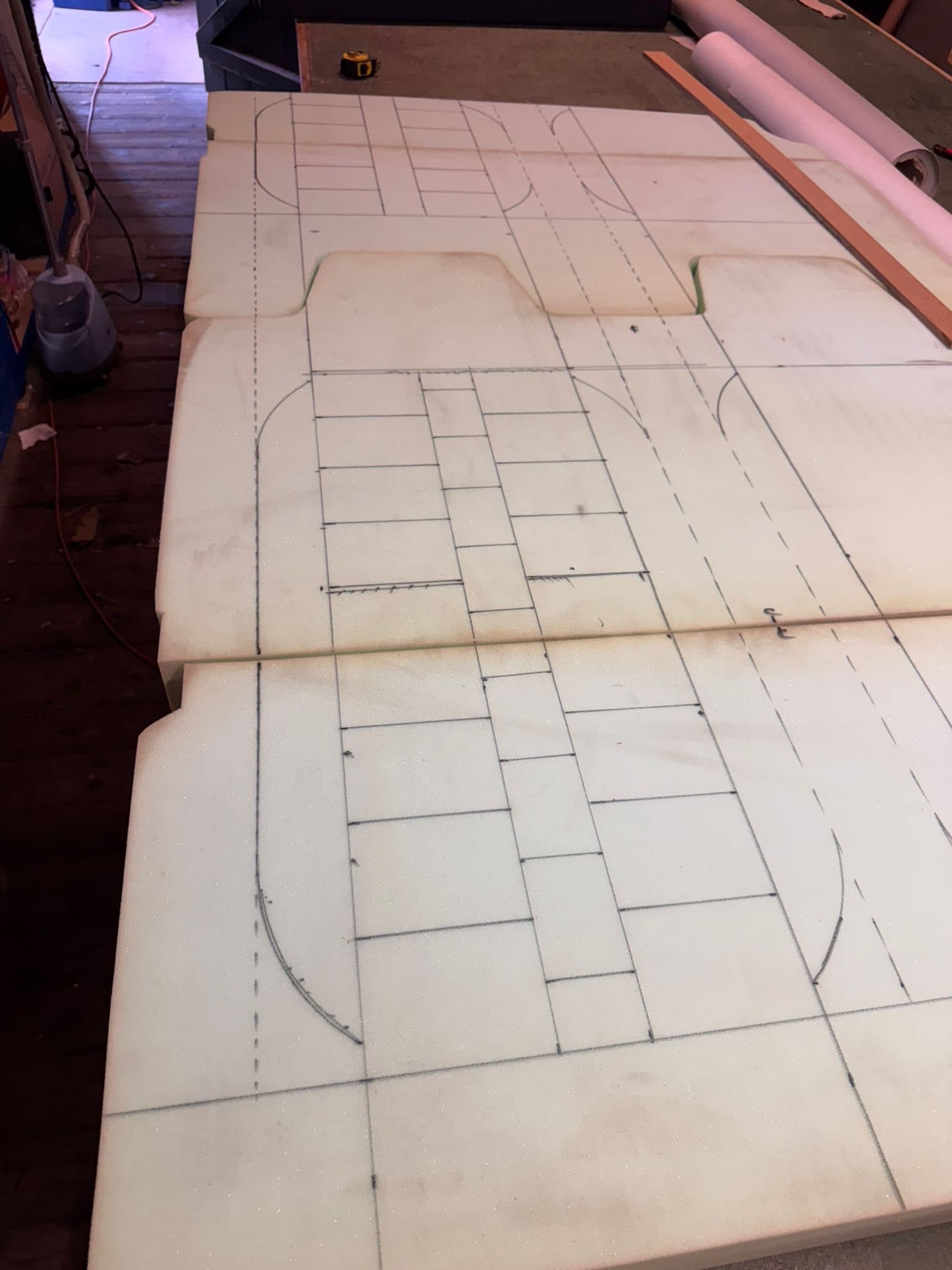 TEMPLATING & CUTTING portrait detail